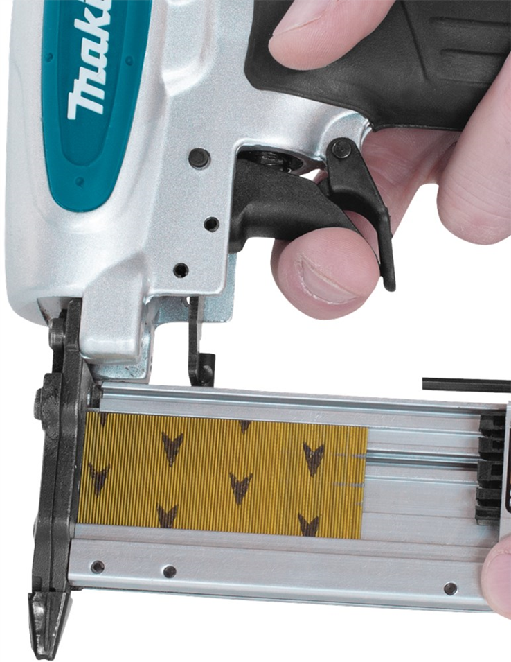 pintacker makita 8bar