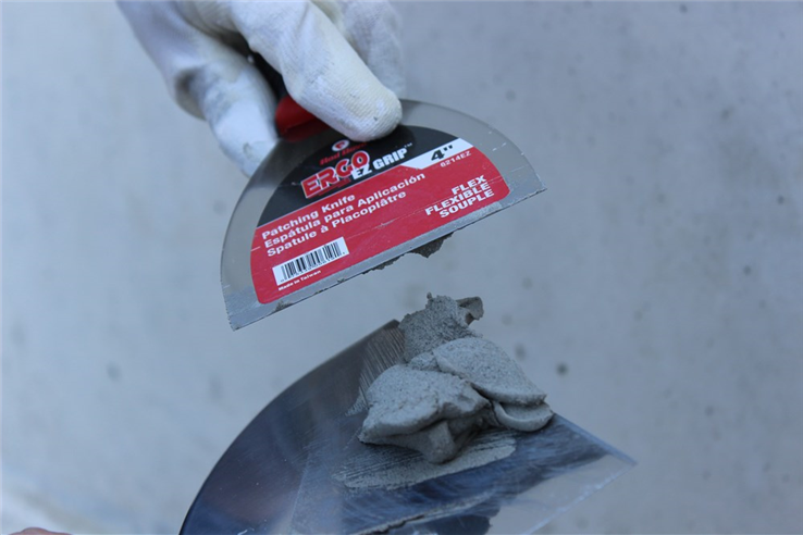 renovatiepasta one time beton red devil