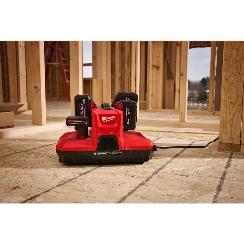 accu lader viervoudig milwaukee-7