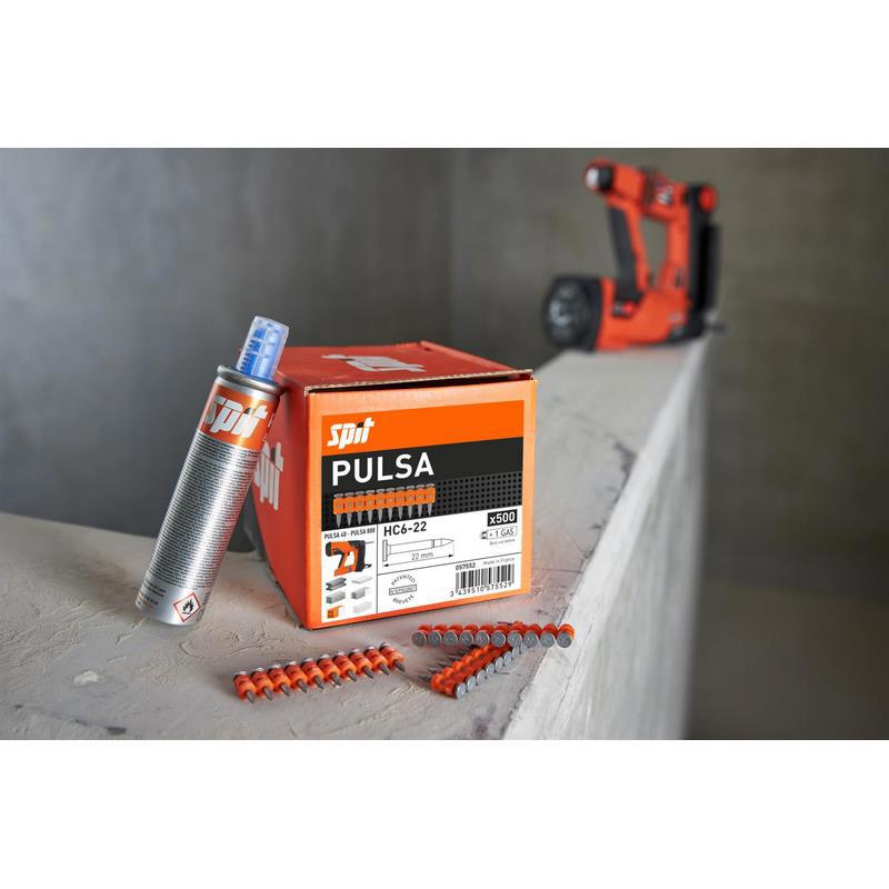 nagels op strip gehard spit-9