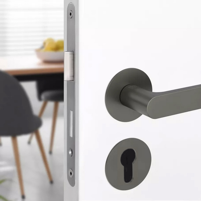 deurkrukgarnituur fluweelgrijs griffwerk-5