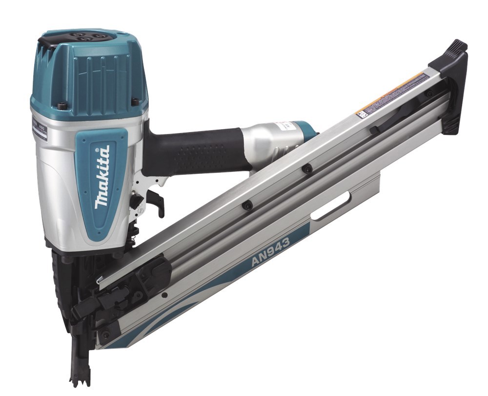 constructietacker makita 8bar-3