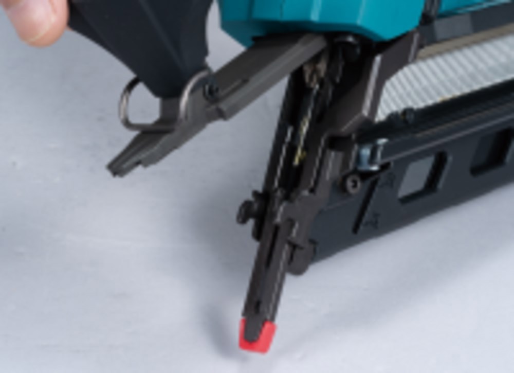 accu bradtacker makita-8