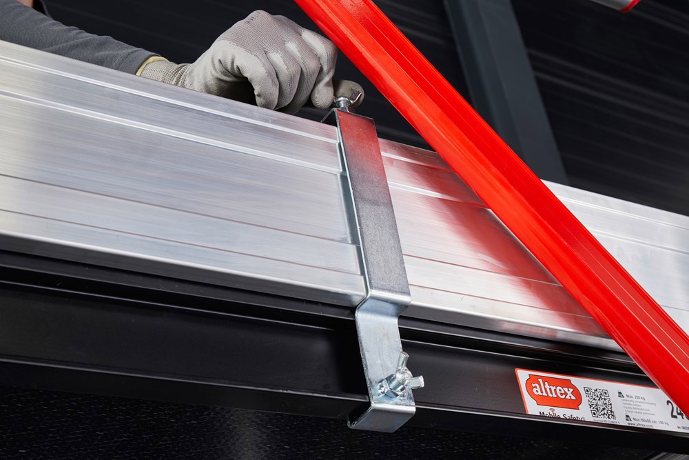 rolsteiger aluminium houtdeck altrex-16