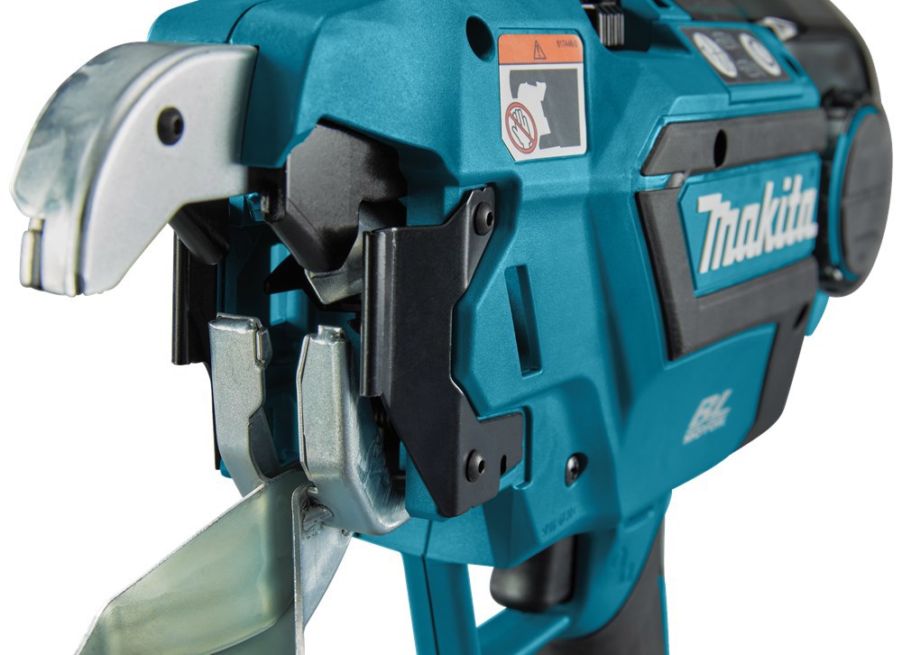 accu vlechtmachine makita-7