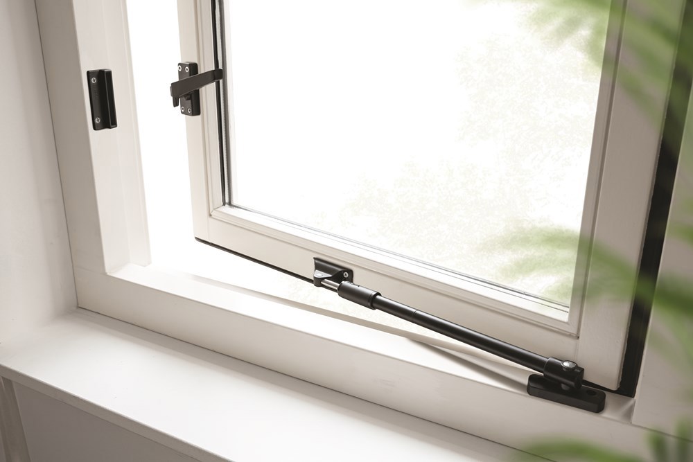 raamsluiting aluminium zwart axa-6