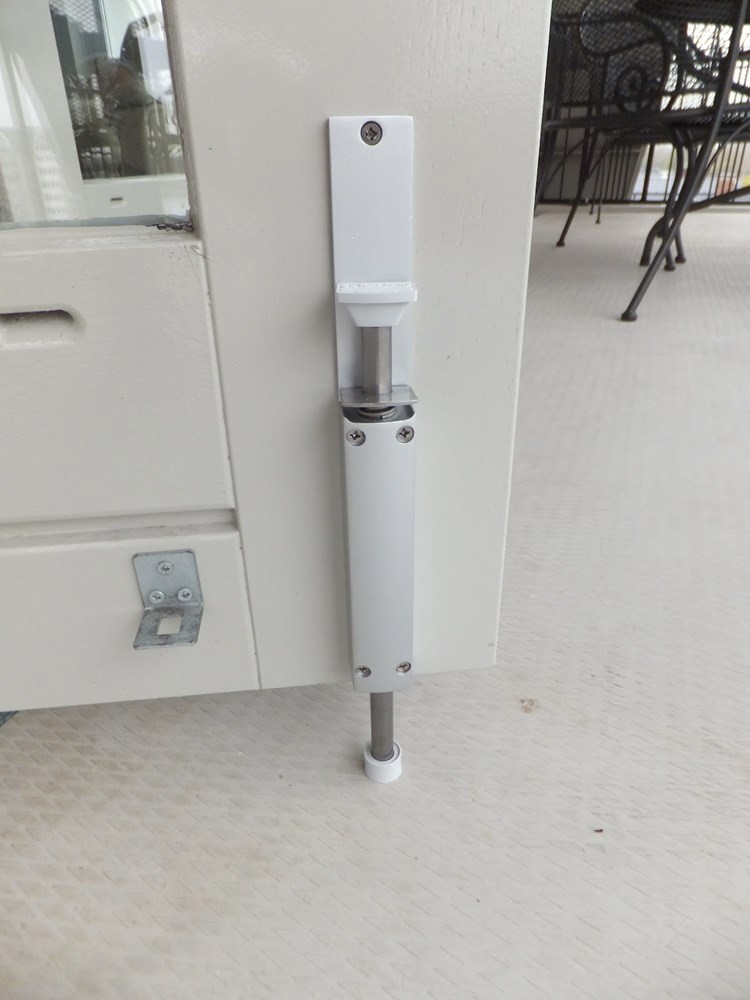 deurvastzetter matzilver dictator