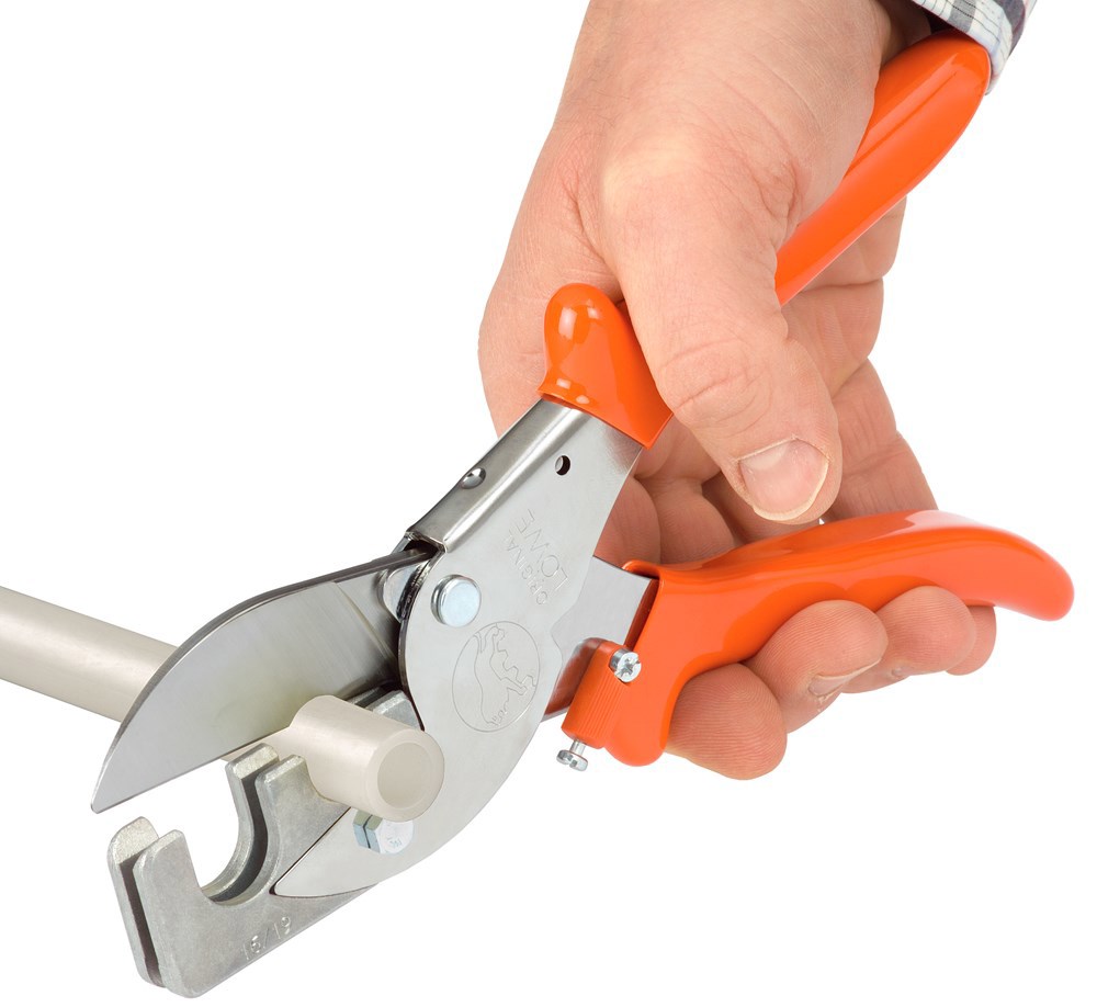 buis/kabelschaar lowe-3