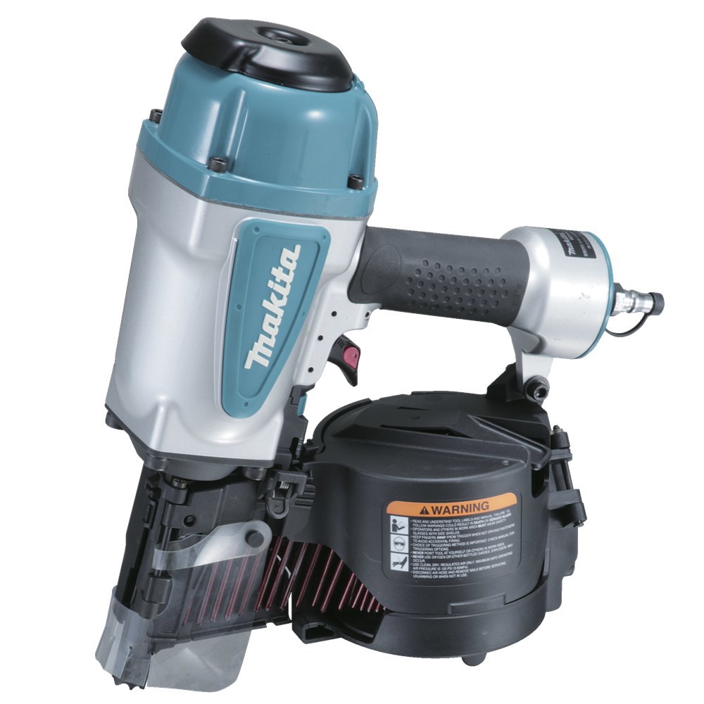 constructietacker makita 8bar
