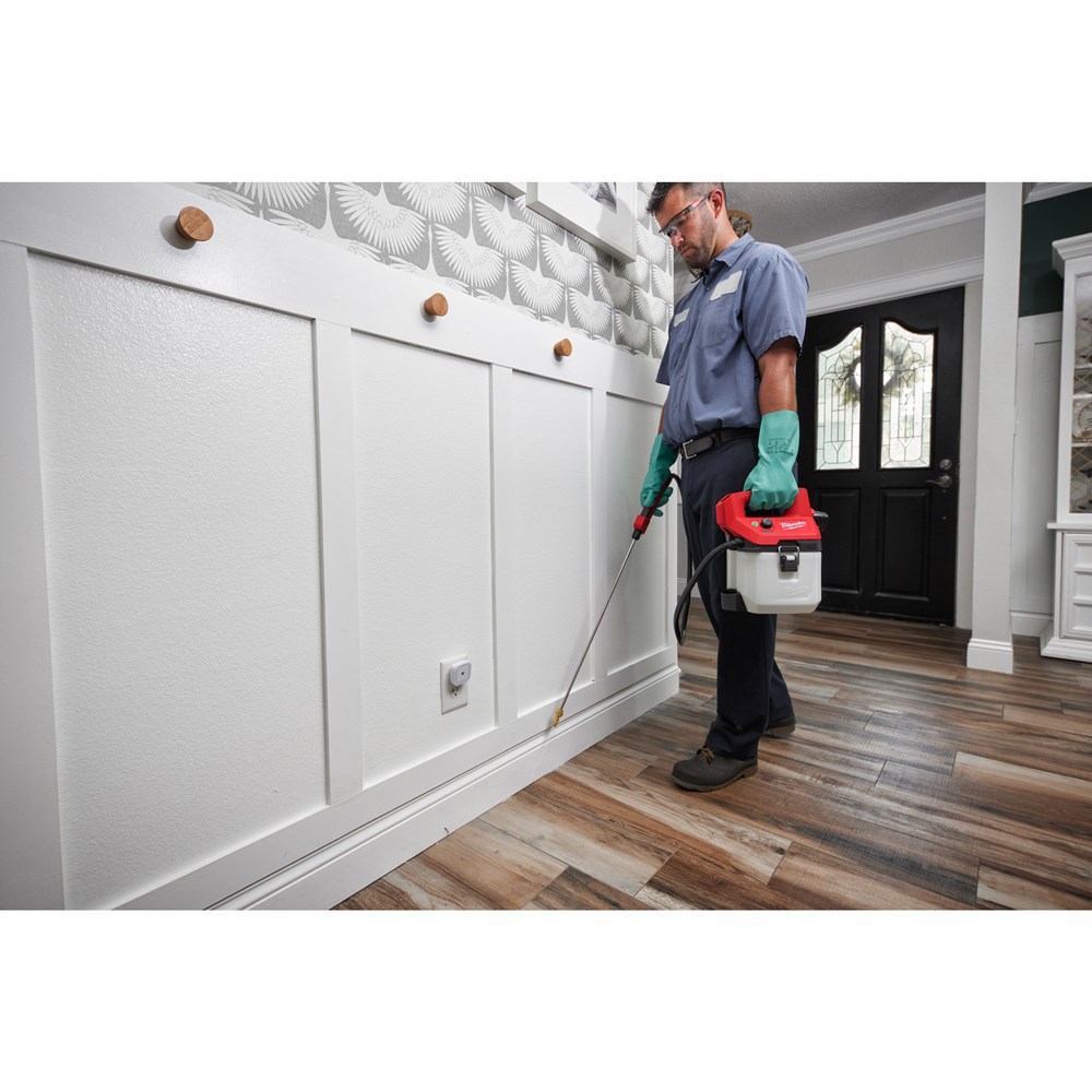 accu drukspuit milwaukee-11