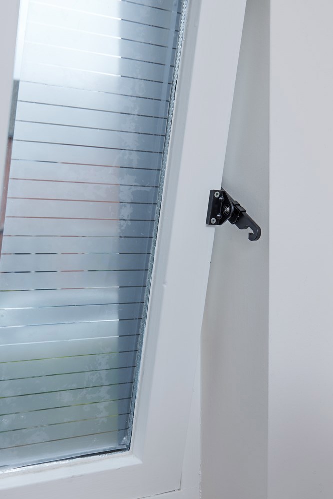 raamuitzetter zwart secumax