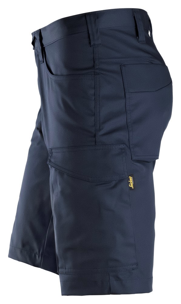 short service snickers-4