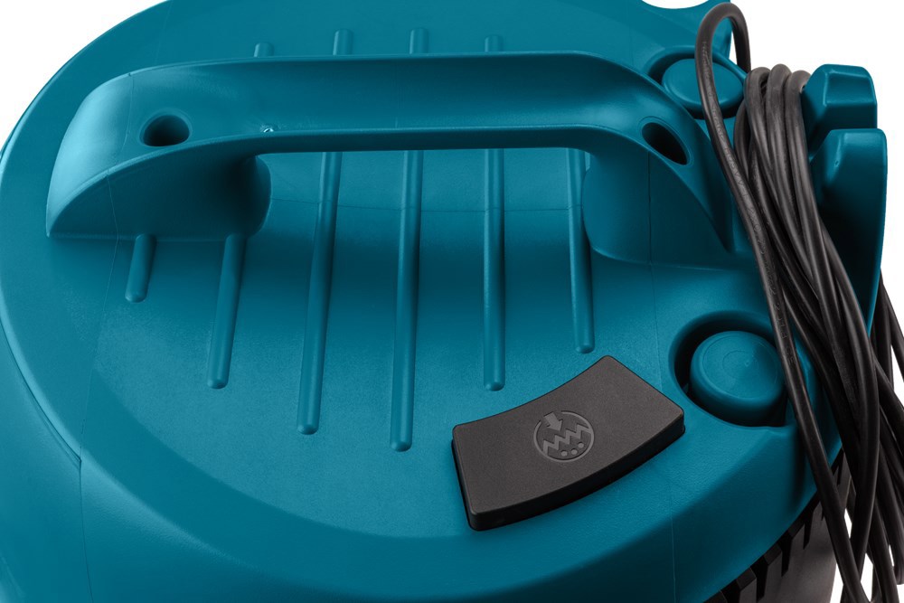 stofzuiger nat en droog makita-11