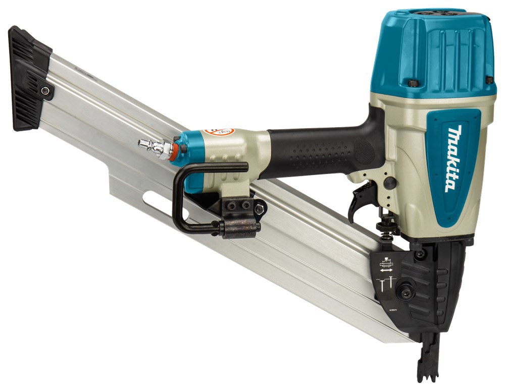 constructietacker makita 8bar-5