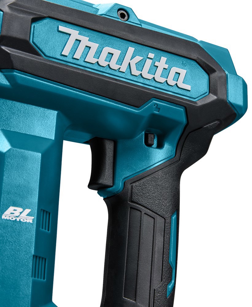 accu bradtacker makita-10