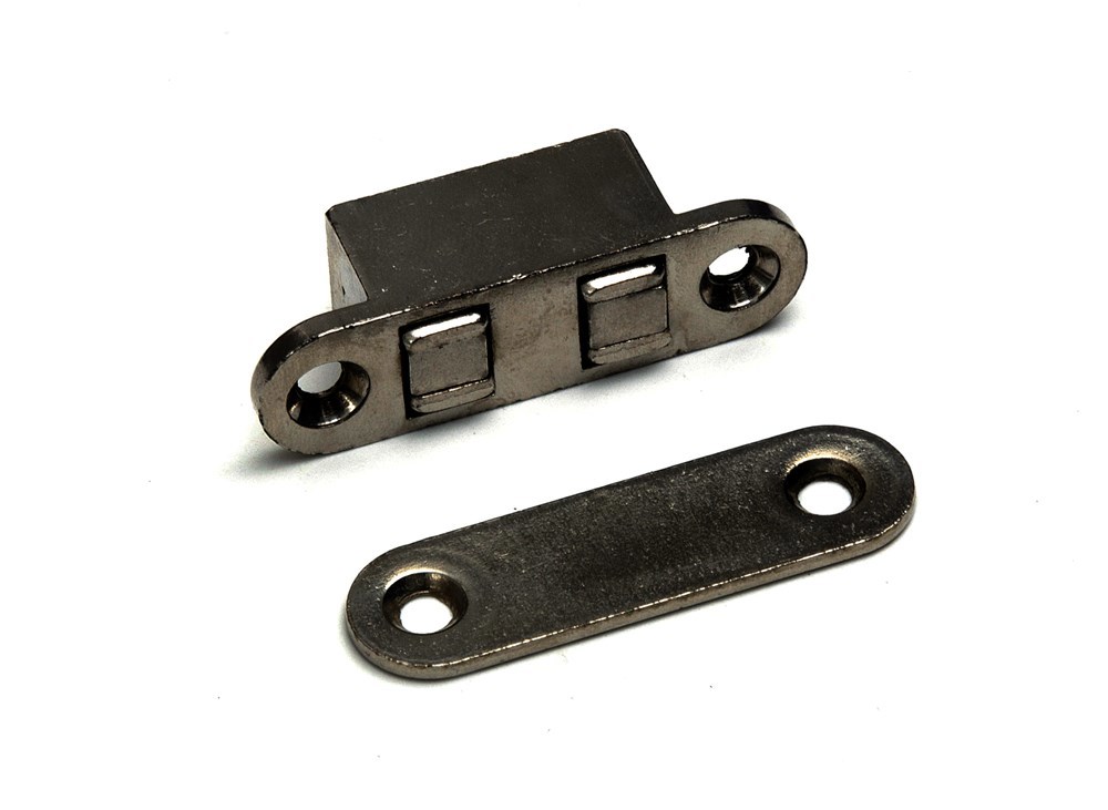 magneetsnapper vernikkeld